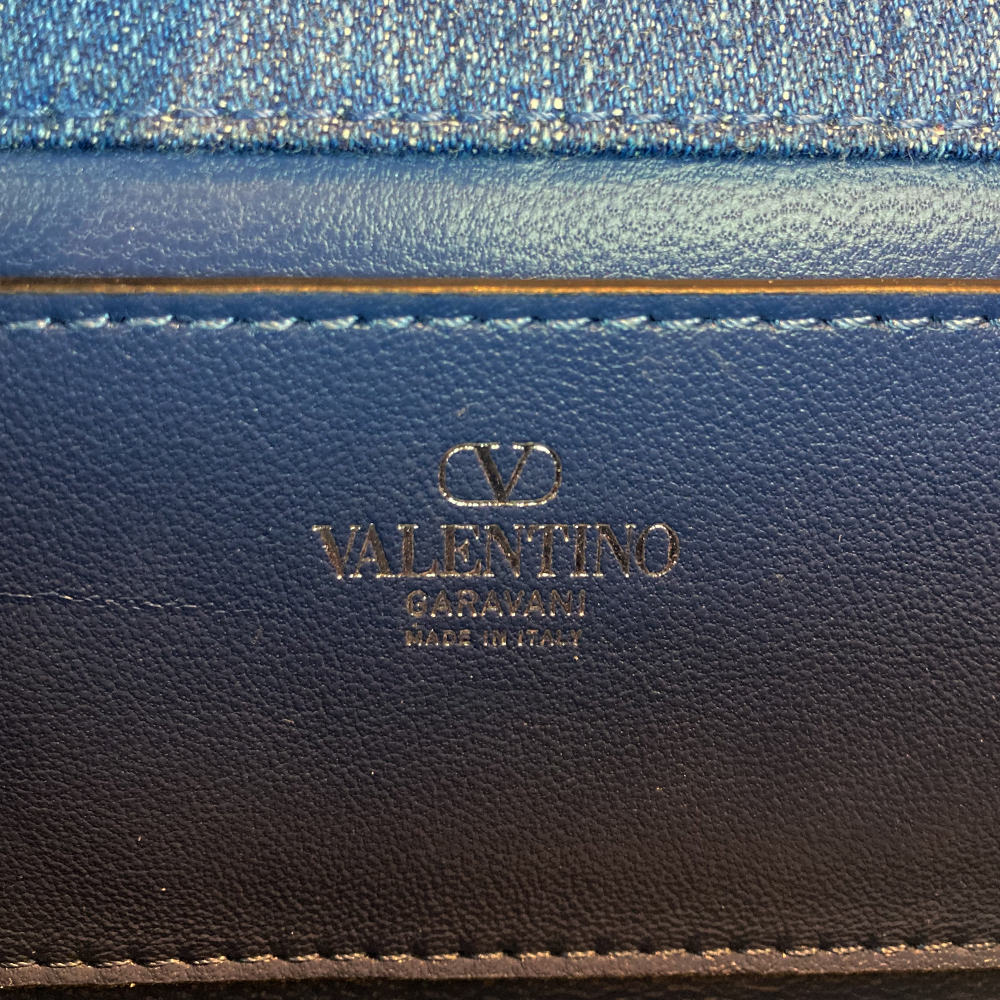 Locò Small Crystal Embroidered Montana Smoked Saphire 11