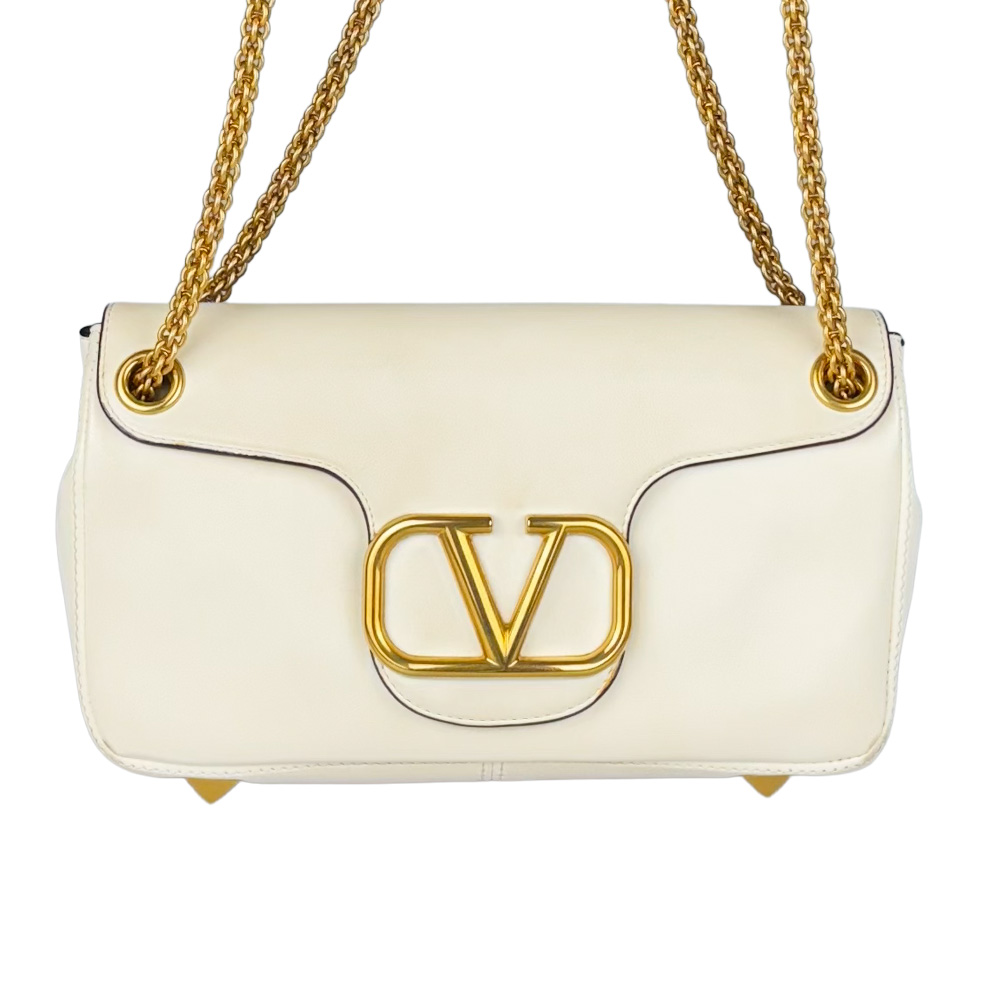BOVA-000005 1 Nappa Stud-Sign VLogo Bag